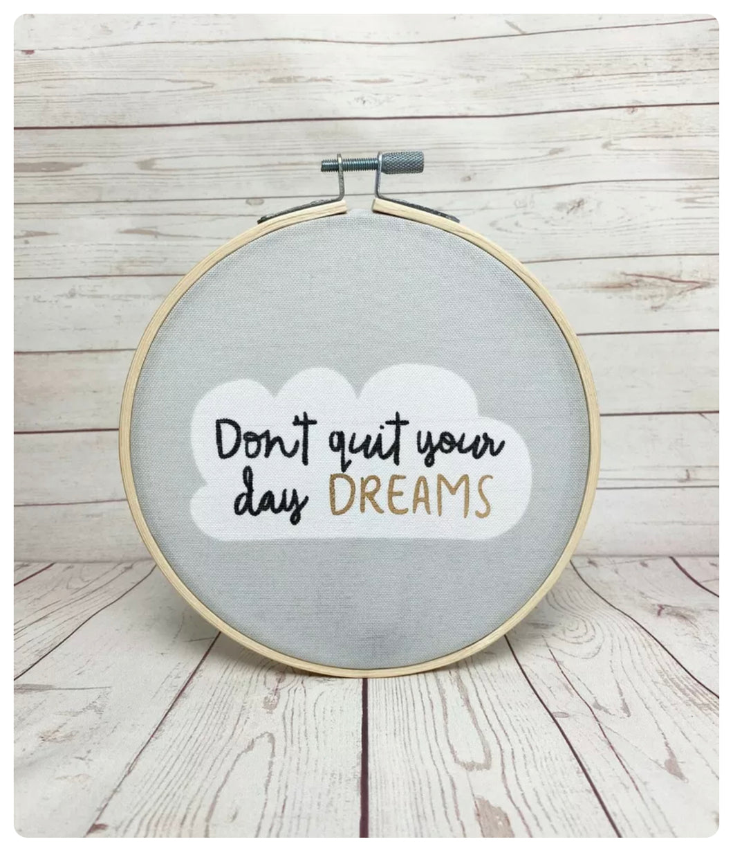 Don’t Quit Your Daydreams Wall Plaque